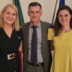 Jasmina Ovčina del CISP è Cavaliere dell'Ordine della Stella ... Immagine 5