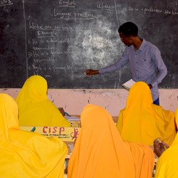 Assorbenti gratis a scuola per le ragazze del Galmudug, in S ... Immagine 1